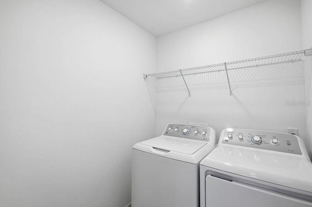 7476 SANDSTONE DRIVE, Groveland, FL 34736