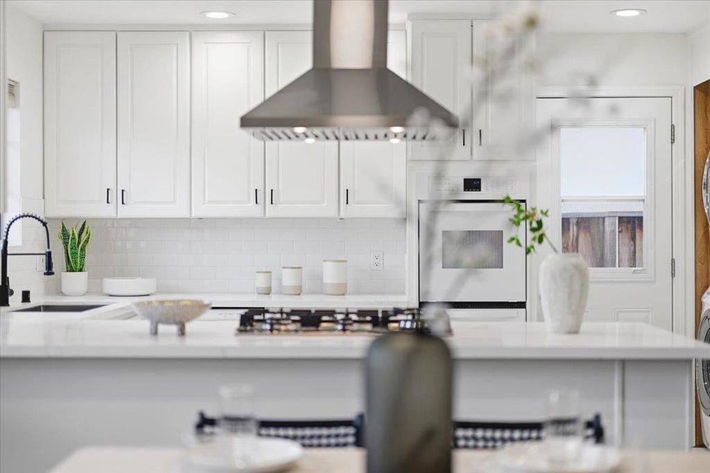 Image 11 of property listing at 4295 Jan Way, San Jose, CA 95124