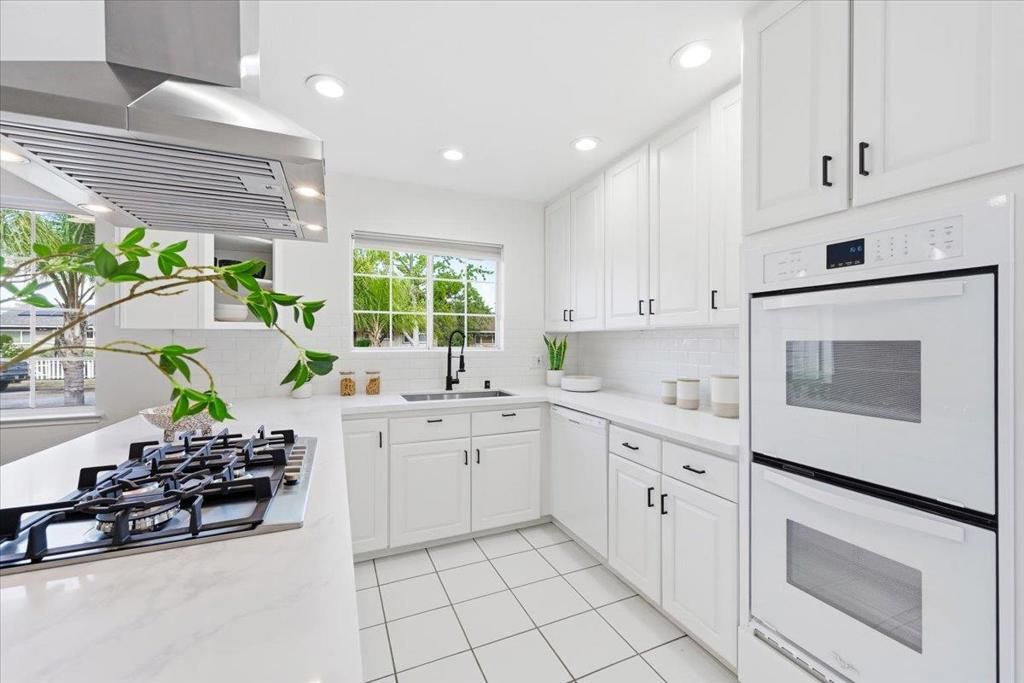 Image 13 of property listing at 4295 Jan Way, San Jose, CA 95124