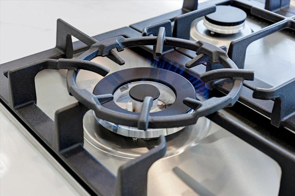 Image 14 of property listing at 4295 Jan Way, San Jose, CA 95124