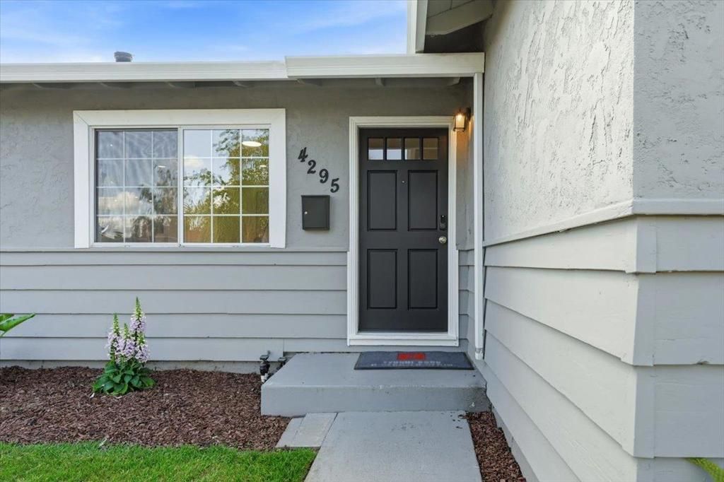 Image 3 of property listing at 4295 Jan Way, San Jose, CA 95124