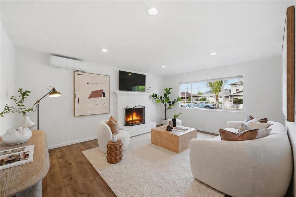 Image 6 of property listing at 4295 Jan Way, San Jose, CA 95124