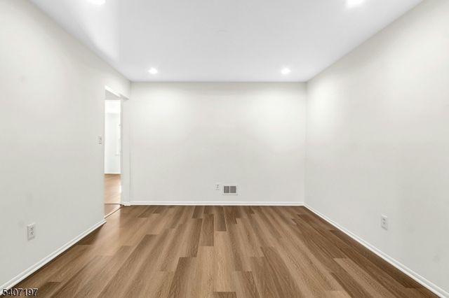 39 Yarmouth, Scotch Plains Twp., NJ 07076