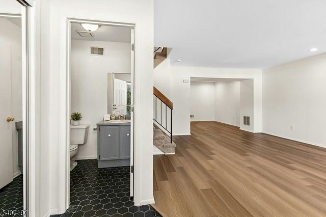 39 Yarmouth, Scotch Plains Twp., NJ 07076