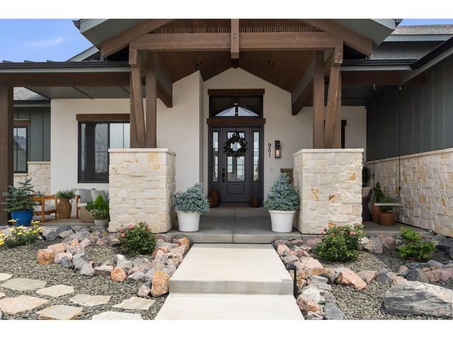 951 Warbling Dr, Windsor, CO 80550