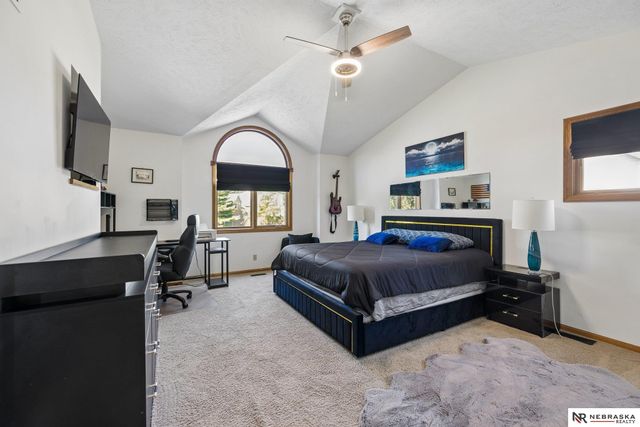 6530 Courtney Circle, Lincoln, NE 68516