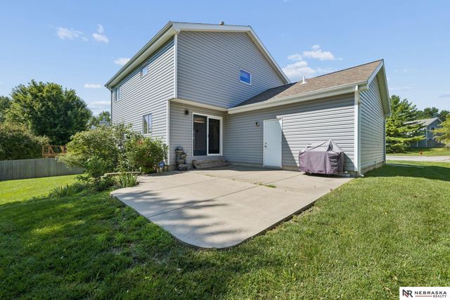 6530 Courtney Circle, Lincoln, NE 68516
