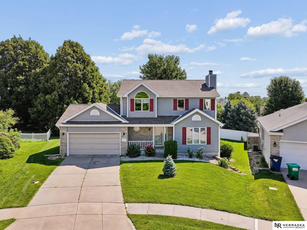 6530 Courtney Circle, Lincoln, NE 68516
