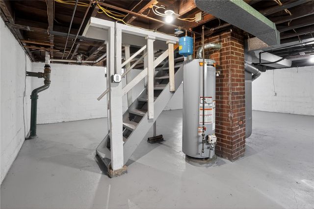 740 Punta Gorda Ave, East Mckeesport, PA 15035
