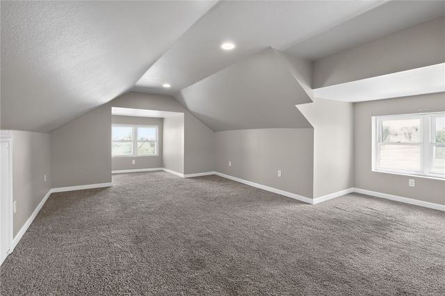 740 Punta Gorda Ave, East Mckeesport, PA 15035