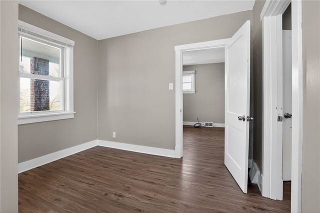 740 Punta Gorda Ave, East Mckeesport, PA 15035