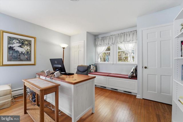 1811 SHARON RD, Jenkintown, PA 19046