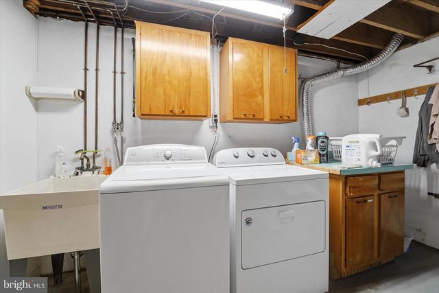 1811 SHARON RD, Jenkintown, PA 19046