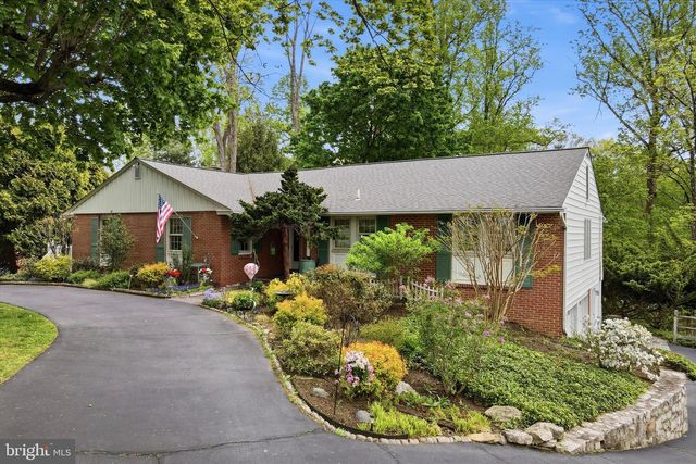 1811 SHARON RD, Jenkintown, PA 19046