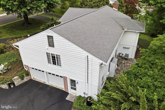 1811 SHARON RD, Jenkintown, PA 19046