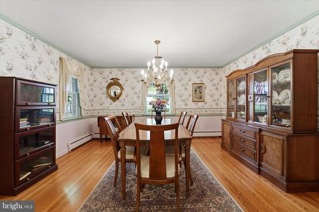 1811 SHARON RD, Jenkintown, PA 19046