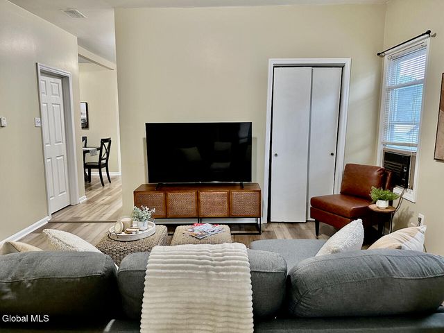 74 Walnut Street, Saratoga Springs, NY 12866