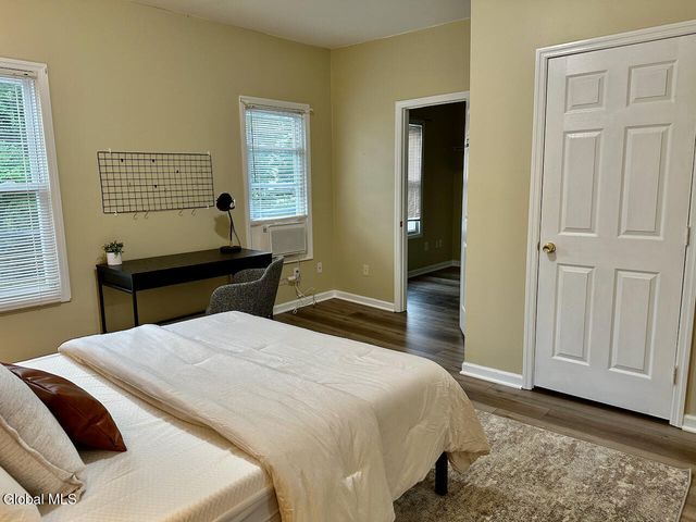 74 Walnut Street, Saratoga Springs, NY 12866