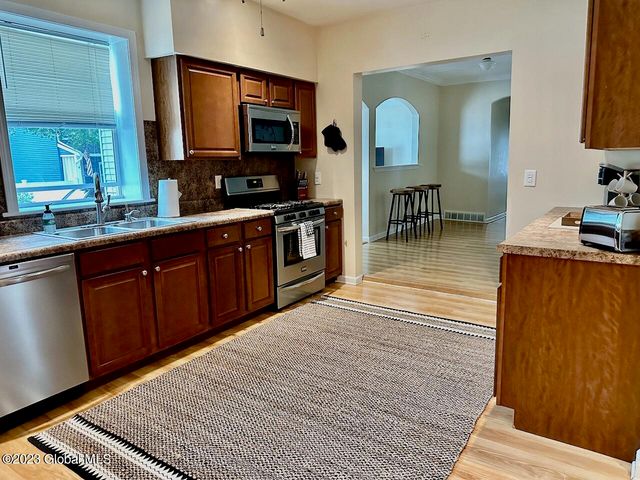 74 Walnut Street, Saratoga Springs, NY 12866