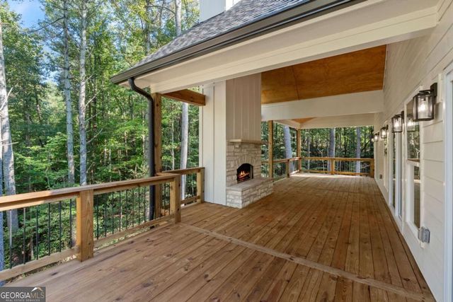 25 Riverhouse Drive, Dahlonega, GA 30533