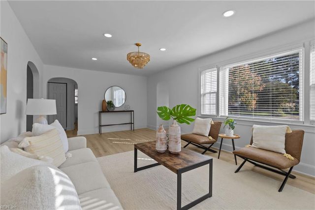2914 Woodland Ave AVE, Norfolk, VA 23504
