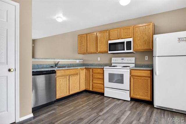 821 Brookmead Drive, O'fallon, MO 63366
