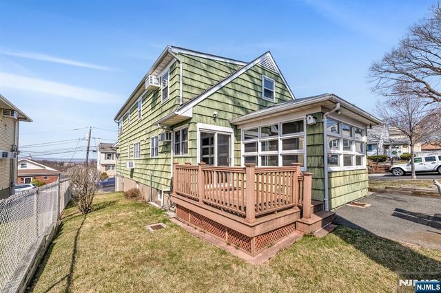266 North Avenue, Wood Ridge, NJ 07075