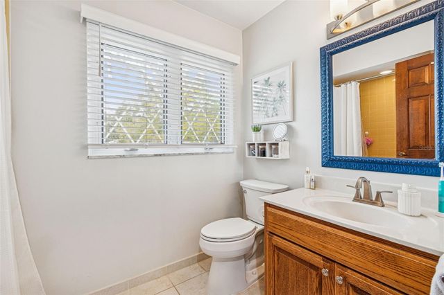 11713 PHOENIX CIRCLE, Tampa, FL 33618