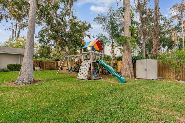 11713 PHOENIX CIRCLE, Tampa, FL 33618