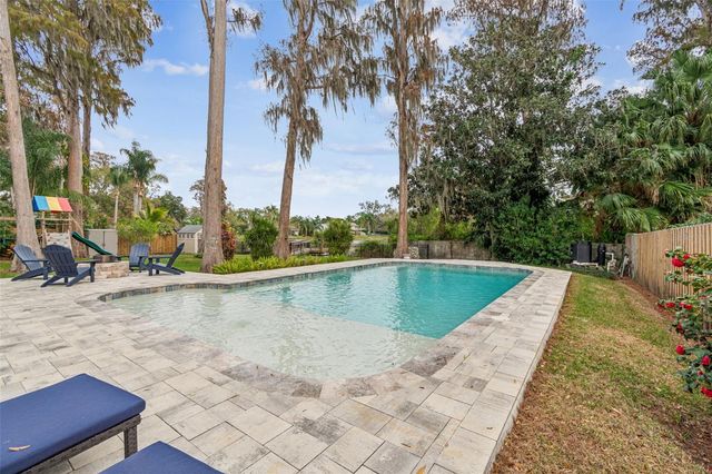 11713 PHOENIX CIRCLE, Tampa, FL 33618