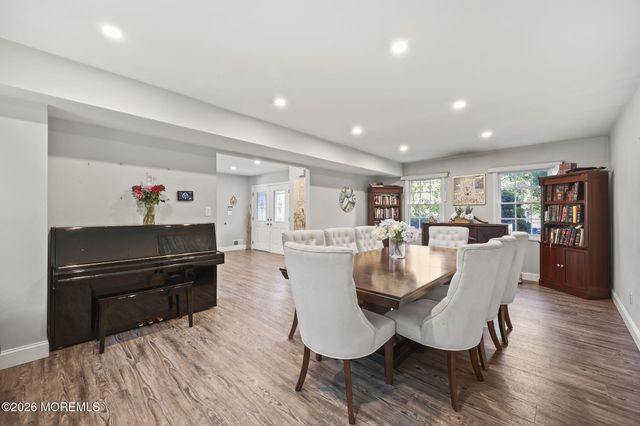 4 Canadian Woods Road, Marlboro, NJ 07746