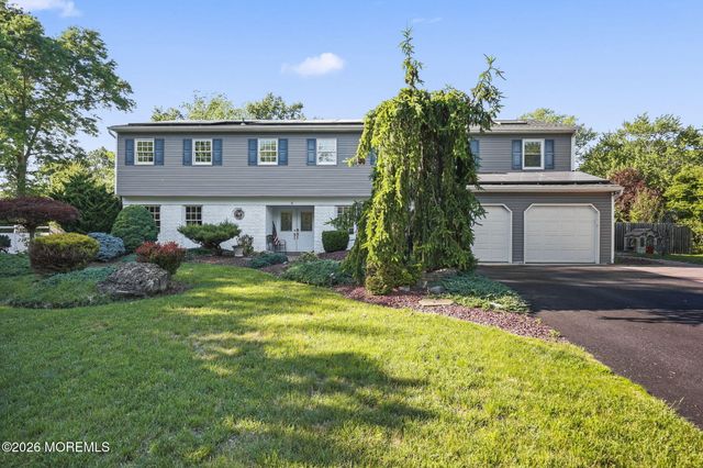 4 Canadian Woods Road, Marlboro, NJ 07746