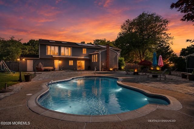 4 Canadian Woods Road, Marlboro, NJ 07746