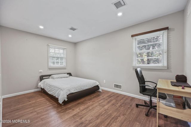 4 Canadian Woods Road, Marlboro, NJ 07746