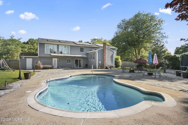 4 Canadian Woods Road, Marlboro, NJ 07746