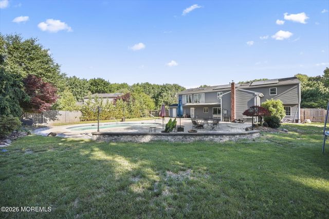 4 Canadian Woods Road, Marlboro, NJ 07746