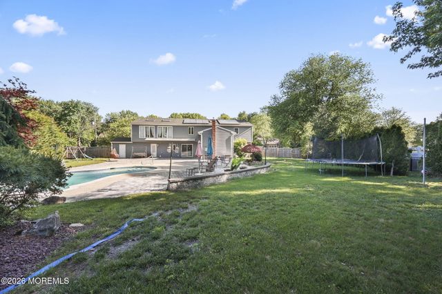 4 Canadian Woods Road, Marlboro, NJ 07746