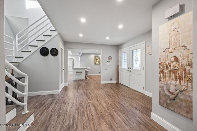 4 Canadian Woods Road, Marlboro, NJ 07746
