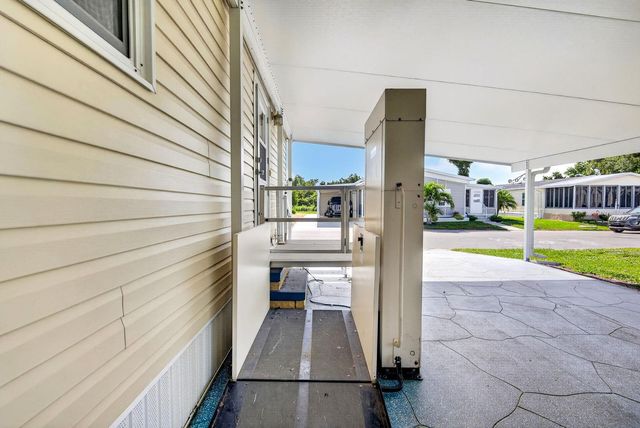 9107 34TH AVENUE E, Palmetto, FL 34221