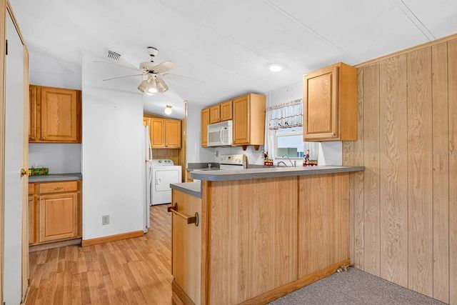 9107 34TH AVENUE E, Palmetto, FL 34221