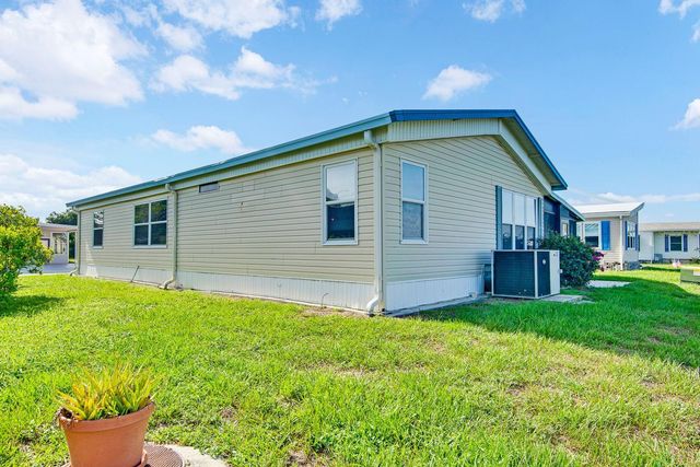 9107 34TH AVENUE E, Palmetto, FL 34221