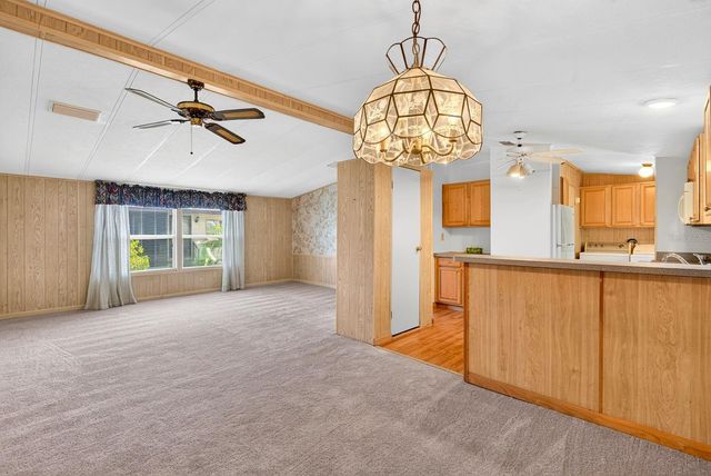 9107 34TH AVENUE E, Palmetto, FL 34221