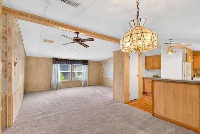 9107 34TH AVENUE E, Palmetto, FL 34221
