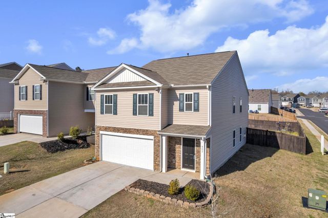 802 Ashwood Way, Easley, SC 29640