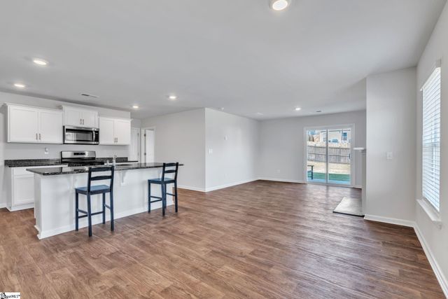 802 Ashwood Way, Easley, SC 29640