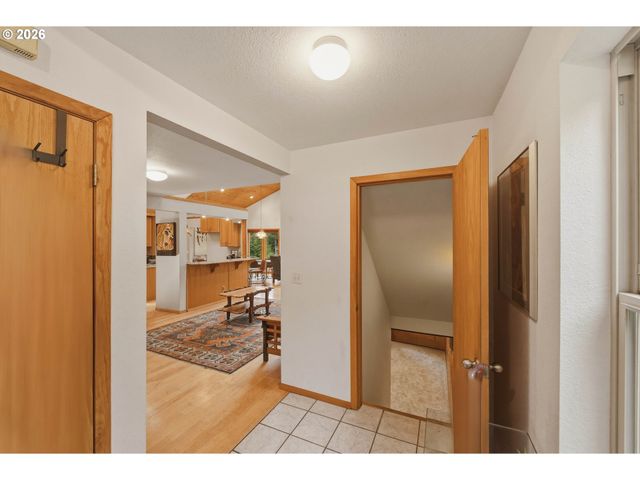 88600 TROUT POND Ln, Bandon, OR 97411