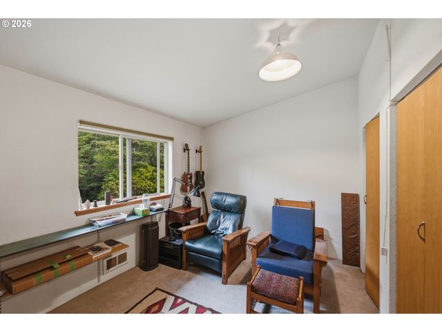 88600 TROUT POND Ln, Bandon, OR 97411