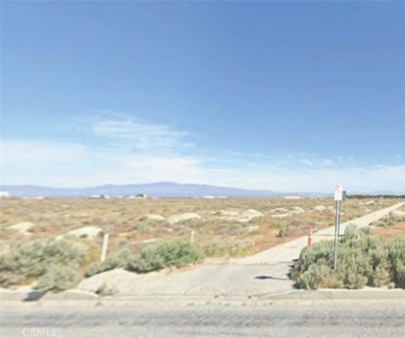 8 W Avenue G, Lancaster, CA 93536