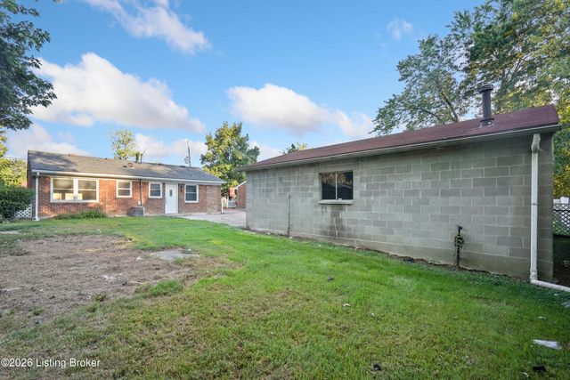 5510 Ripple Ln, Louisville, KY 40218