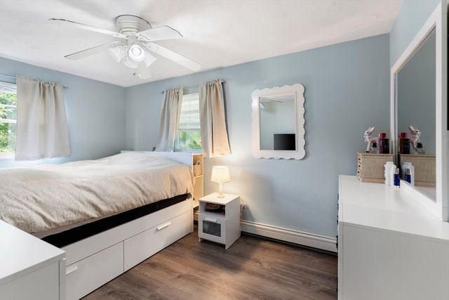 18 Brookfield Dr, Brockton, MA 02302